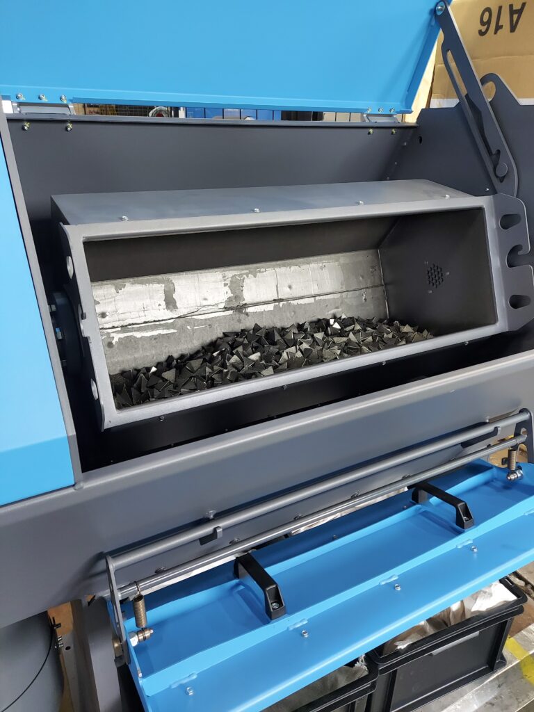 Tonneau d’ébavurage